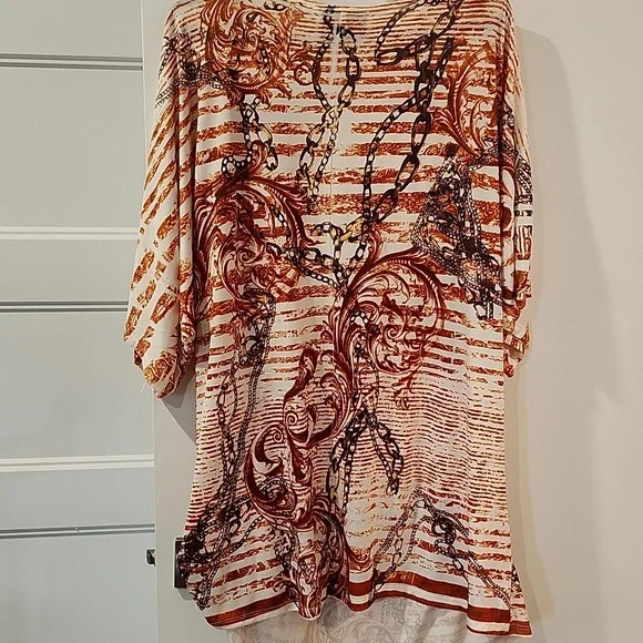 Chic Women's Blouse with Orange and Brown Design - Picture 3 of 3